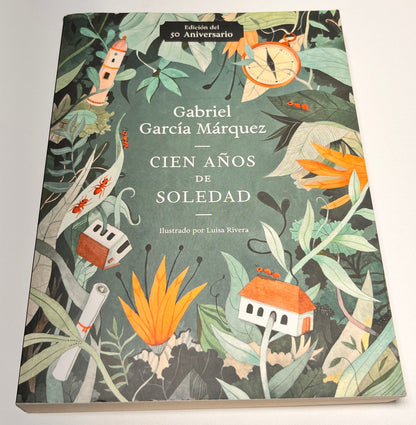 Illustrated Fiftieth Anniversary edition of One Hundred Years of Solitude (Spanish Edition)