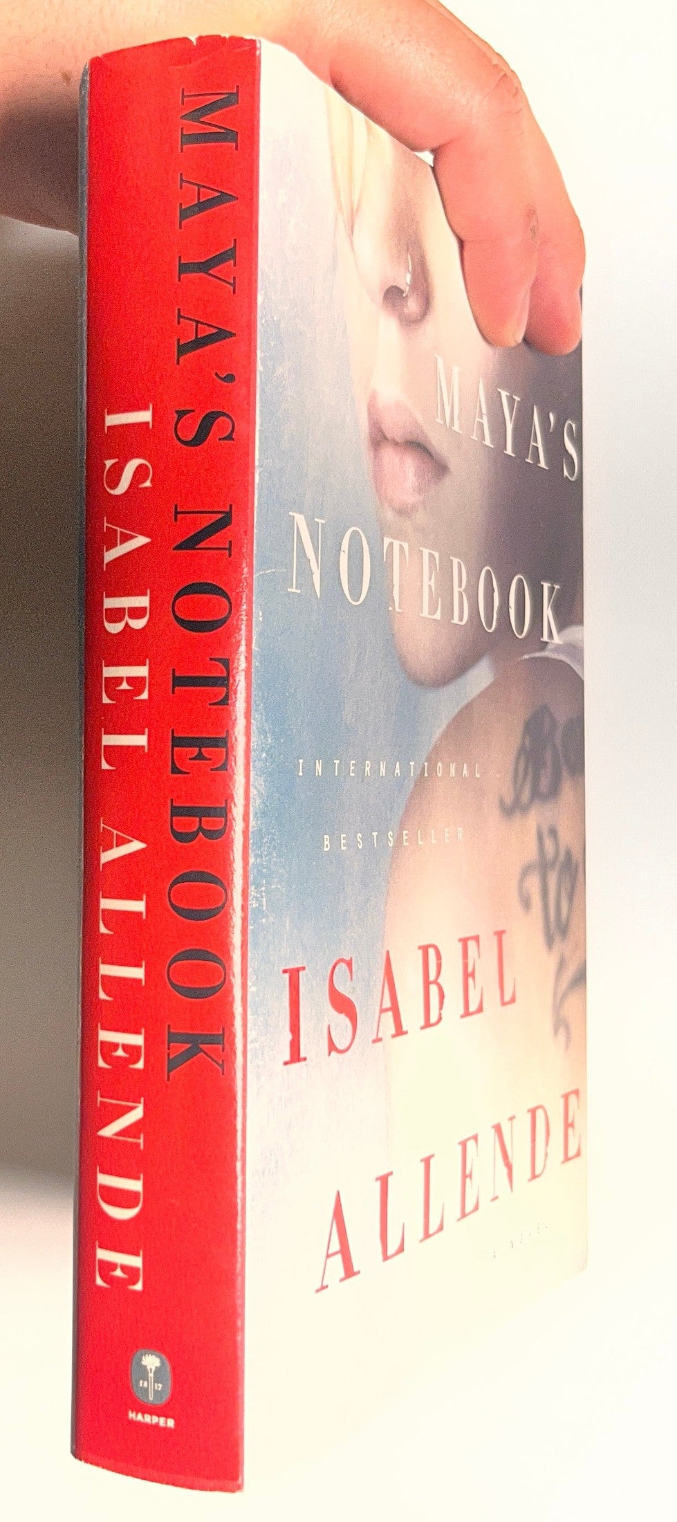Maya's Notebook: A Novel