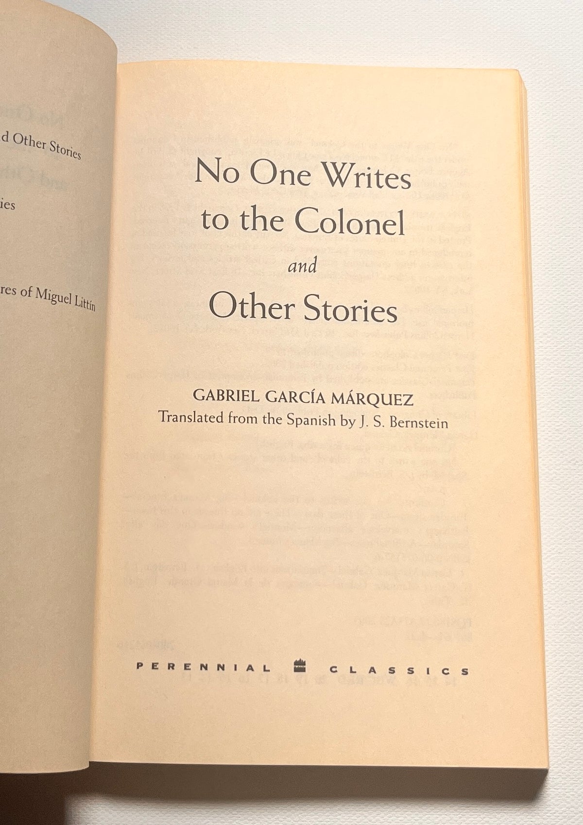 No One Writes to the Colonel: and Other Stories